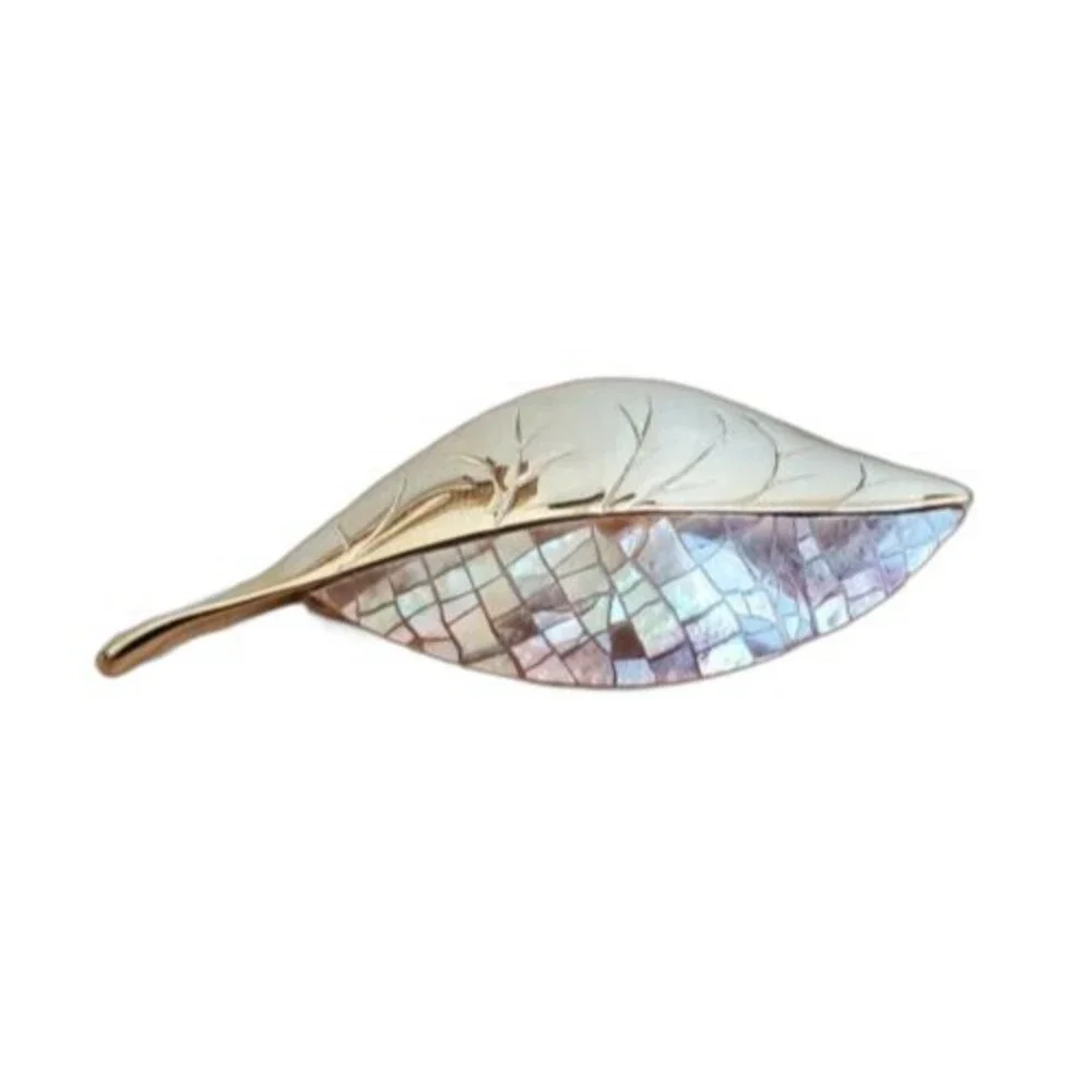 VTG Liz Clairborne Brooch Shell Leaf Gold Tone Pin SIGNED LC Jewelry Estate 2
